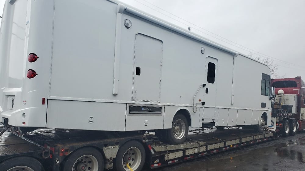 Recreational Vehicle Transport | LynJones Logistics | 401 E Las Olas Blvd, Fort Lauderdale, FL 33301, United States | +1-754-325-3465