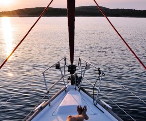 Carver Yacht